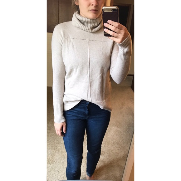 Banana Republic Sweaters - Banana Republic turtle neck wool sweater beige S